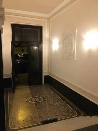 Paradiesisch Wohnen * فيسبادن